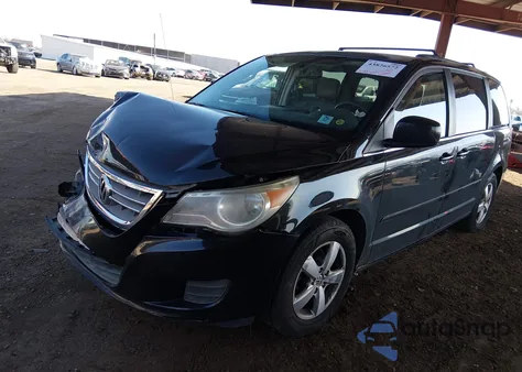 2011 Volkswagen Routan Se z USA, uszkodzony, nr VIN 2V4RW3DG5BR670415